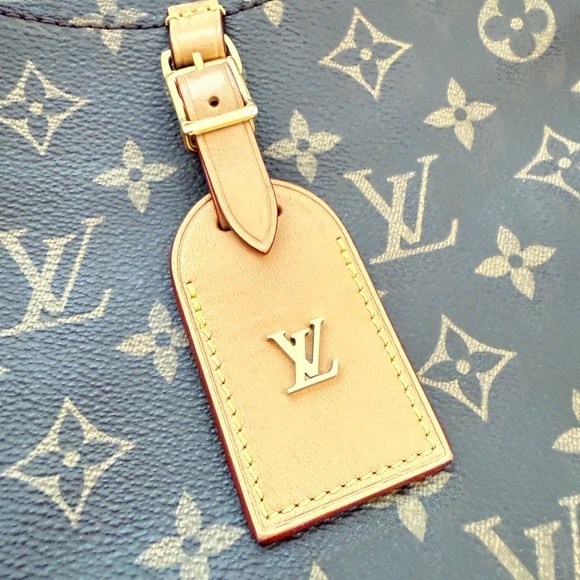 Louis Vuitton Odeon - Picture 9 of 14